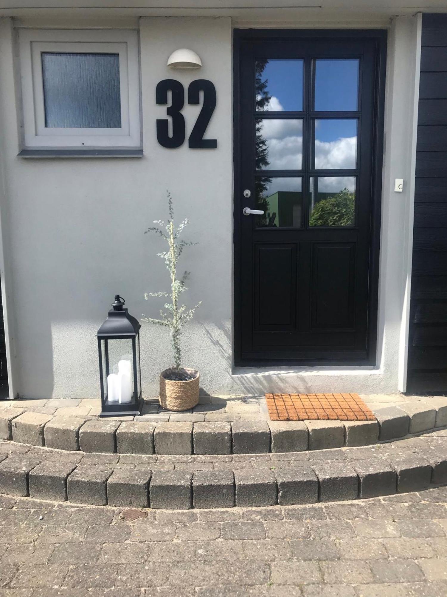 170 M2 Stort Hus Taet Pa Centrum, Mch Og Boxen Herning Buitenkant foto